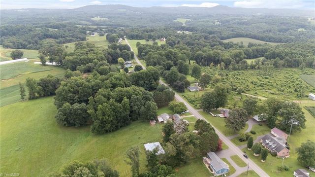 3808 Old Highway 601, Mount Airy, NC 27030