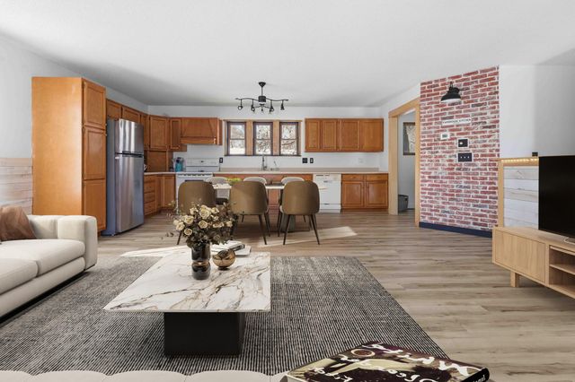 414 SE 14th Street, Brainerd, MN 56401