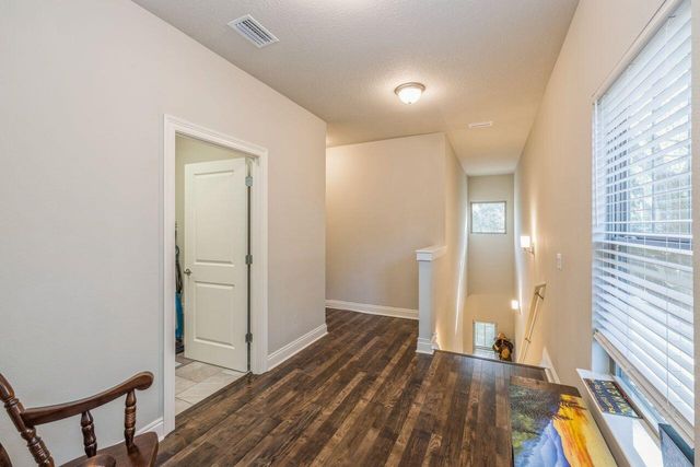 8520 Dinosaur Drive, Navarre, FL 32566