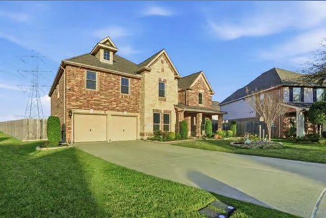 2206 Lisa Lane, Deer Park, TX 77536