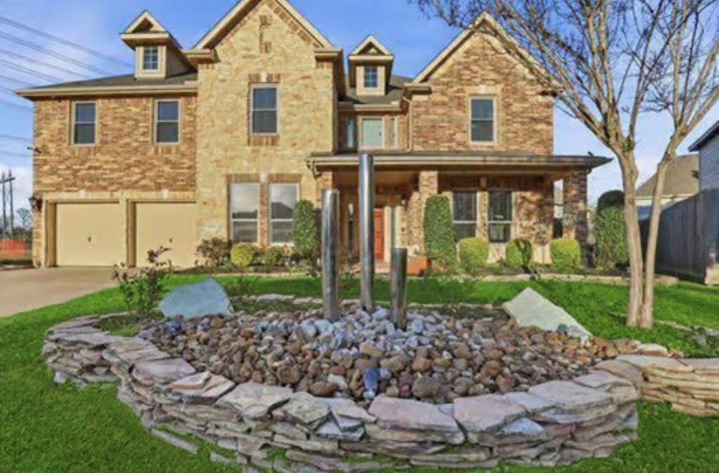 2206 Lisa Lane, Deer Park, TX 77536