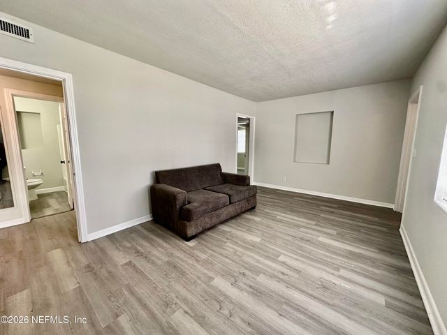 5255 CAMILLE Avenue, Jacksonville, FL 32210