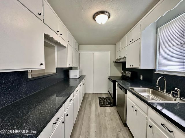 5255 CAMILLE Avenue, Jacksonville, FL 32210