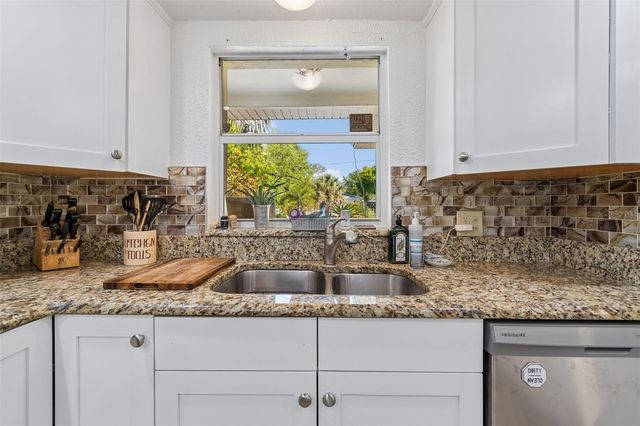 6226 8TH AVENUE S, Gulfport, FL 33707