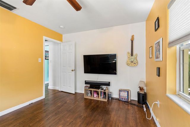 6226 8TH AVENUE S, Gulfport, FL 33707