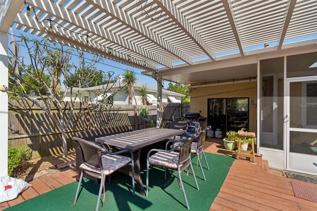 6226 8TH AVENUE S, Gulfport, FL 33707