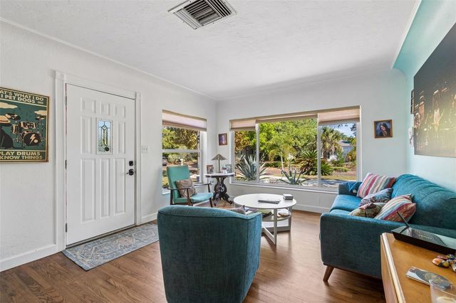 6226 8TH AVENUE S, Gulfport, FL 33707