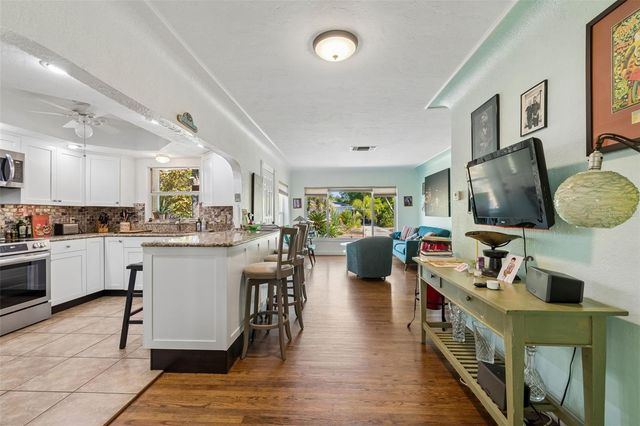 6226 8TH AVENUE S, Gulfport, FL 33707