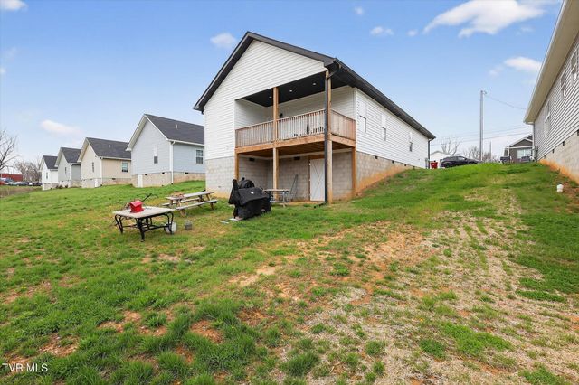 1610 East Millard Street, Johnson City, TN 37601