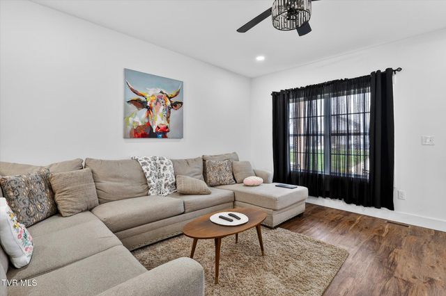 1610 East Millard Street, Johnson City, TN 37601