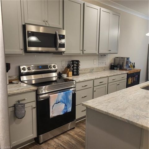 1427 Prospect Hill Street, Kernersville, NC 27284
