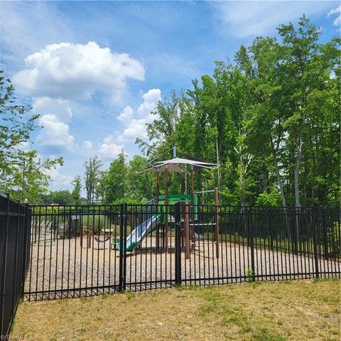 1427 Prospect Hill Street, Kernersville, NC 27284
