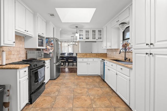 4200 Jennifer Lane, Crowley, TX 76036