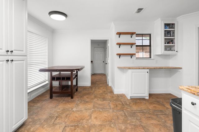 4200 Jennifer Lane, Crowley, TX 76036