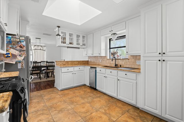 4200 Jennifer Lane, Crowley, TX 76036