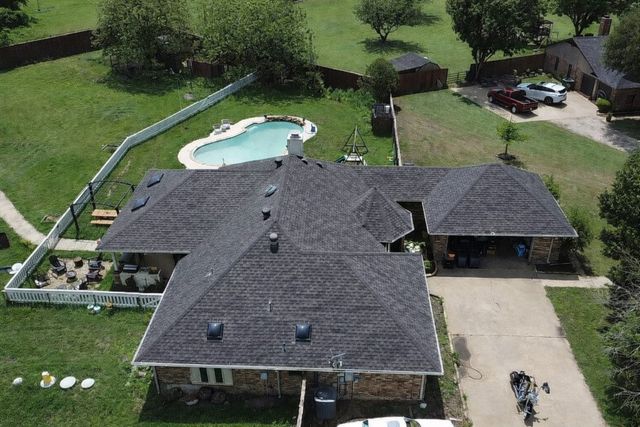 4200 Jennifer Lane, Crowley, TX 76036