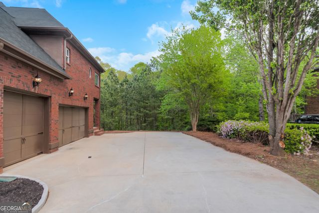 6048 Golf View XING, Locust Grove, GA 30248