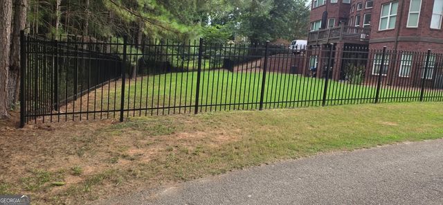 6048 Golf View XING, Locust Grove, GA 30248