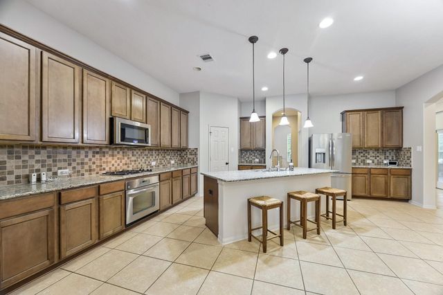 2902 Red Maple Drive, Katy, TX 77494