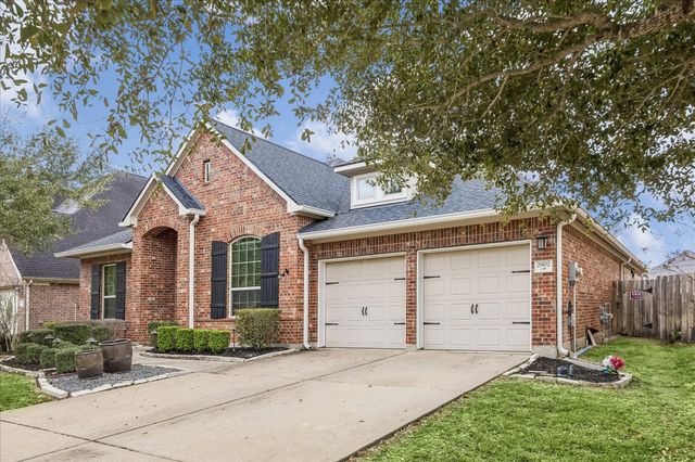 2902 Red Maple Drive, Katy, TX 77494