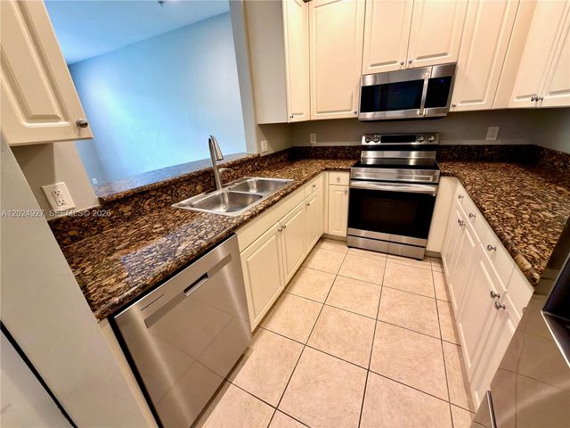 3909 White Peacock Lane, Coconut Creek, FL 33073