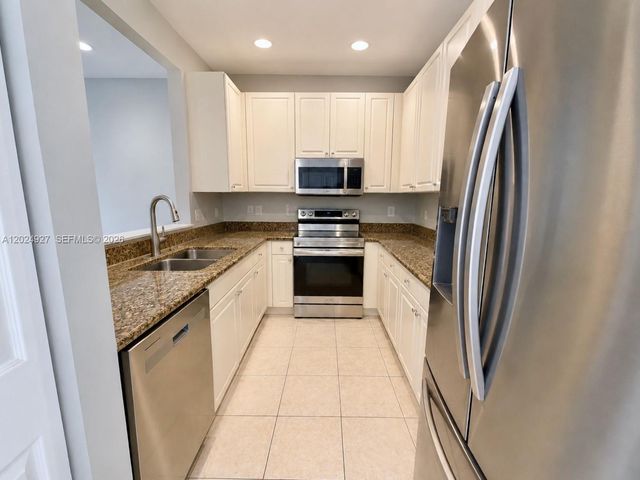 3909 White Peacock Lane, Coconut Creek, FL 33073
