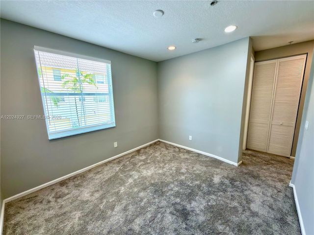 3909 White Peacock Lane, Coconut Creek, FL 33073