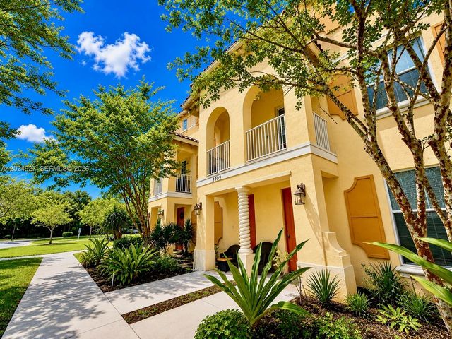 3909 White Peacock Lane, Coconut Creek, FL 33073
