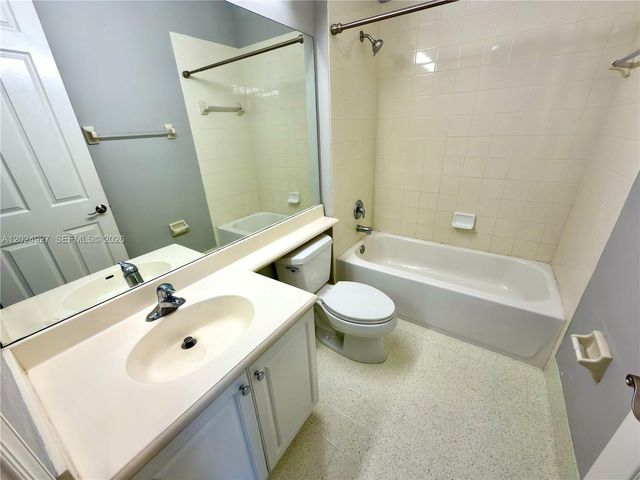 3909 White Peacock Lane, Coconut Creek, FL 33073