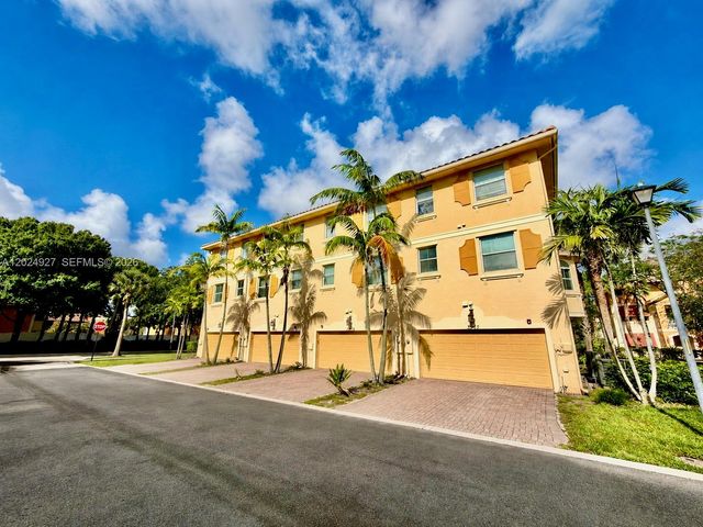 3909 White Peacock Lane, Coconut Creek, FL 33073
