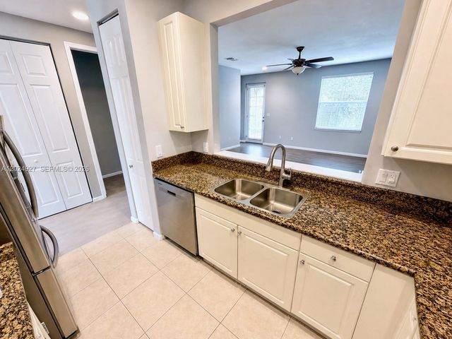 3909 White Peacock Lane, Coconut Creek, FL 33073