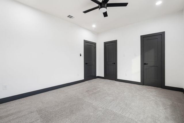 911 Panama Boulevard, Houston, TX 77009