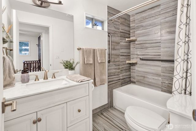 7008 Dahlberg Road, Ferndale, WA 98248