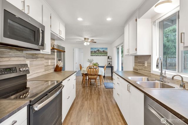 7008 Dahlberg Road, Ferndale, WA 98248