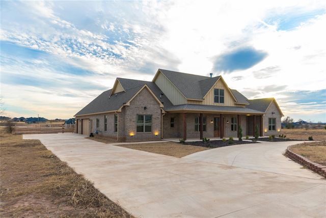 9451 W Charter Oak Road, Edmond, OK 73025