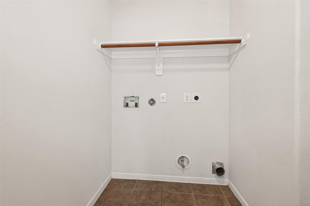 8115 Sweetstone Bluff Lane, Cypress, TX 77433