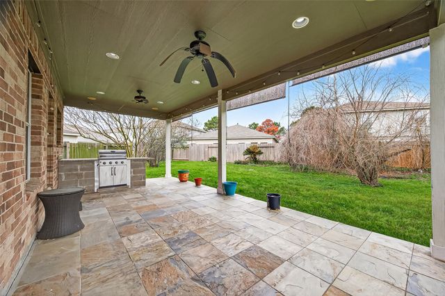 8115 Sweetstone Bluff Lane, Cypress, TX 77433