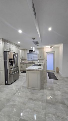 3605 NW 83rd Ave, Sunrise, FL 33351