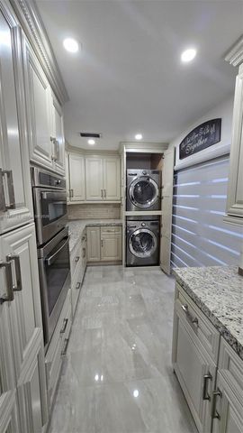 3605 NW 83rd Ave, Sunrise, FL 33351