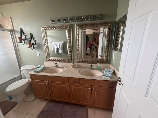 6718 Duval Avenue, West Palm Beach, FL 33411