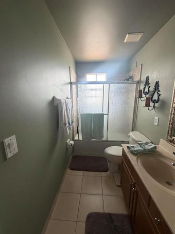 6718 Duval Avenue, West Palm Beach, FL 33411