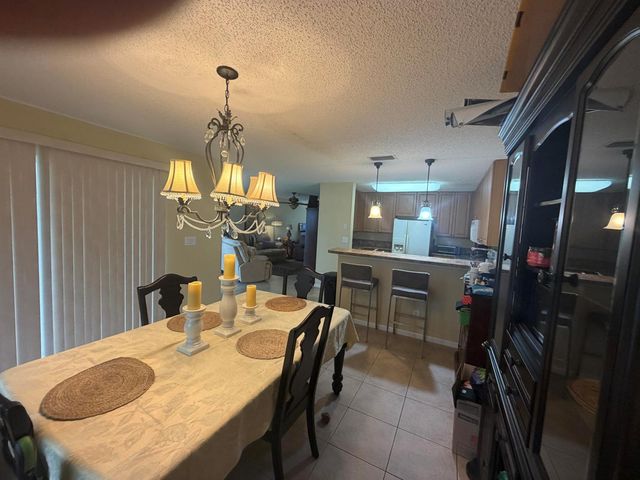 6718 Duval Avenue, West Palm Beach, FL 33411
