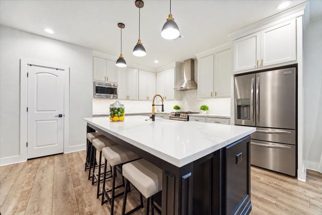 1731 Cheshire Lane, Houston, TX 77018