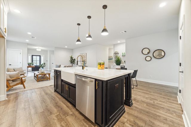 1731 Cheshire Lane, Houston, TX 77018