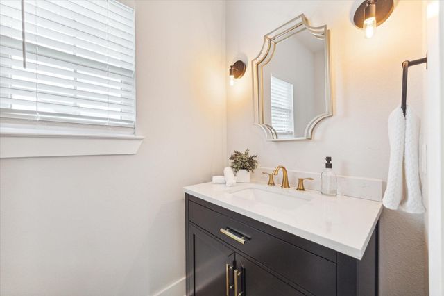 1731 Cheshire Lane, Houston, TX 77018