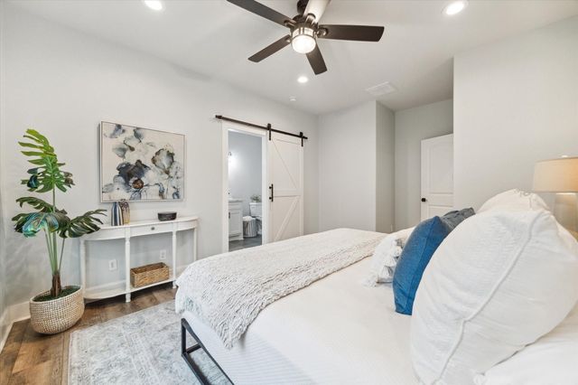 1731 Cheshire Lane, Houston, TX 77018
