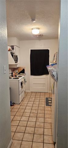 410 Eldon Cir, Corpus Christi, TX 78412