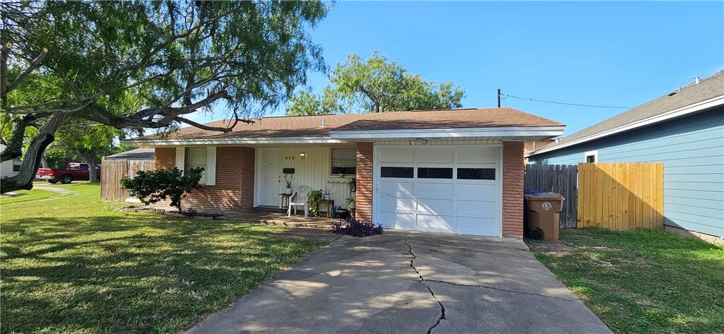 410 Eldon Cir, Corpus Christi, TX 78412