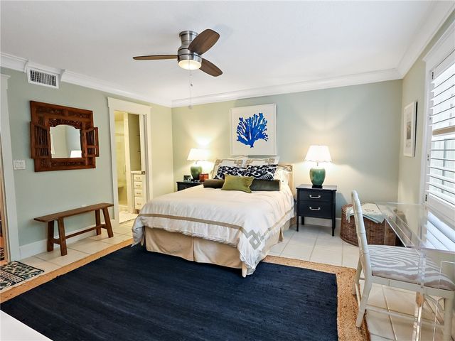 800 Coquina Lane 103, Vero Beach, FL 32963