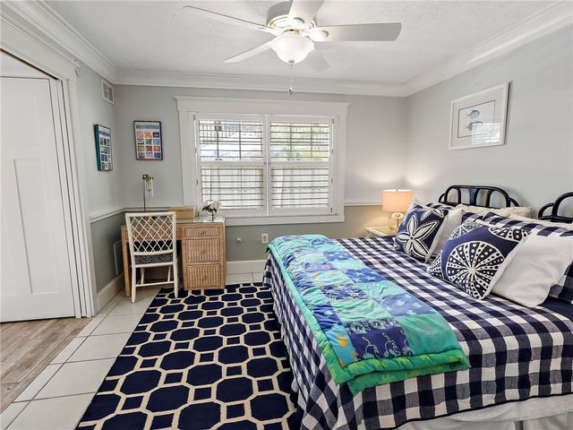 800 Coquina Lane 103, Vero Beach, FL 32963